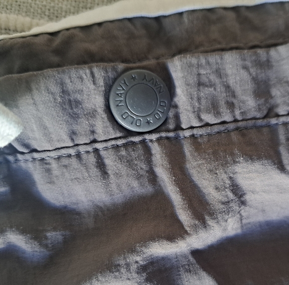 Old Navy Toddler Boys’ Track Pants
Size: 2T - Picture 4 of 5